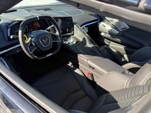 New 2025 Chevrolet Corvette E-Ray image 7