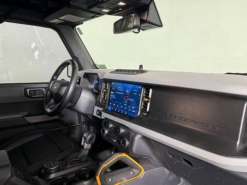 Used 2023 Ford Bronco Badlands w/ Sasquatch Package AWD/4WD image 19