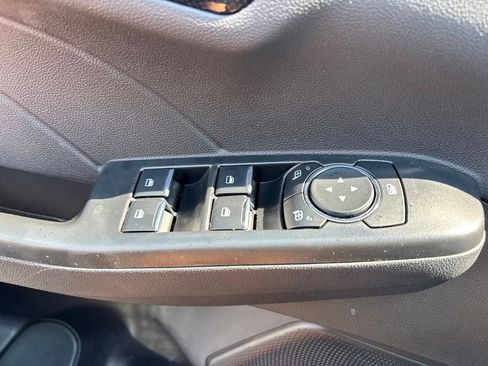 Used 2024 Ford Escape ST-Line w/ Tech Pack #1 AWD/4WD image 17