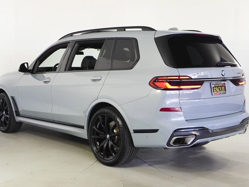 Certified 2023 BMW X7 xDrive40i w/ M Sport Package AWD/4WD image 9