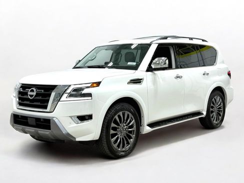 Used 2024 Nissan Armada Platinum w/ Captain's Chairs Package image 2