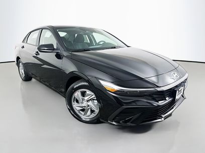 New 2026 Hyundai Elantra SE