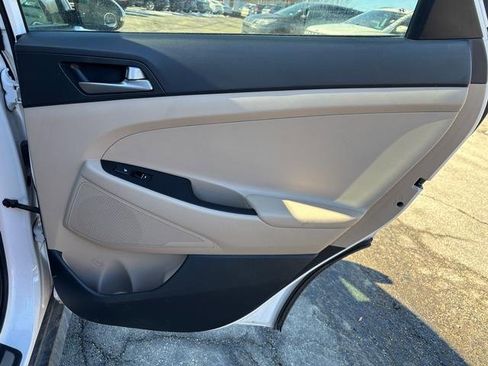 Used 2016 Hyundai Tucson Limited w/ Option Group 03 image 12