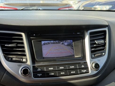 Used 2017 Hyundai Tucson Sport FWD image 24