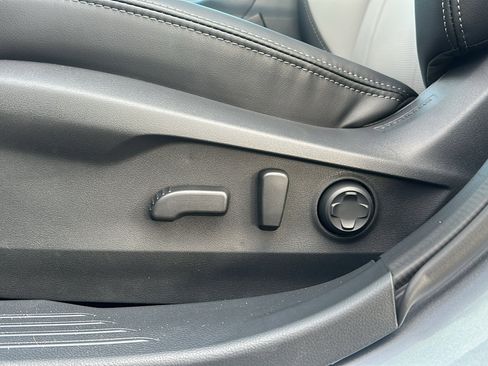 New 2025 Subaru Outback Limited image 10