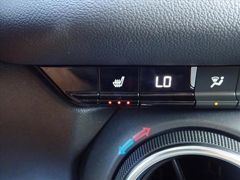 Used 2024 Chevrolet Blazer LT image 20