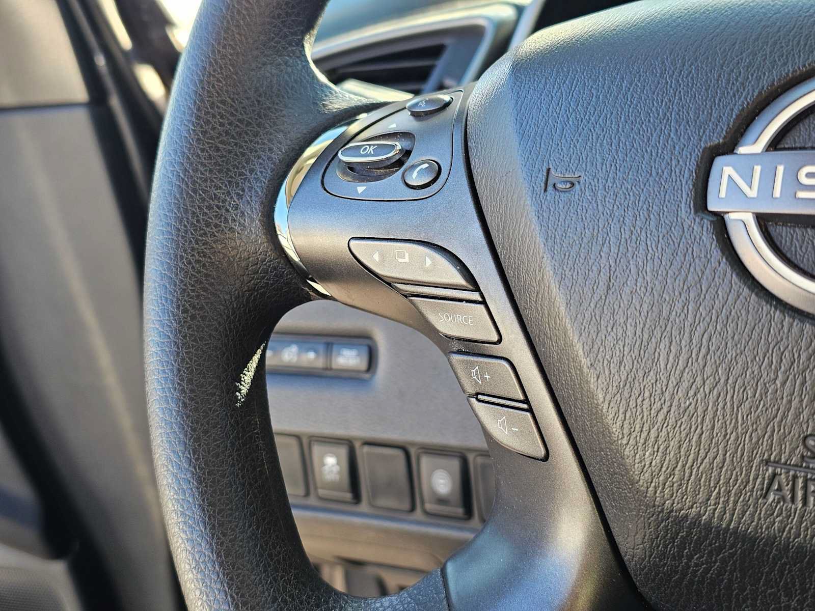 Used 2023 Nissan Murano S AWD/4WD image 27