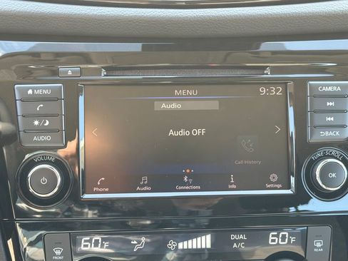 Certified 2022 Nissan Rogue Sport SV FWD image 27