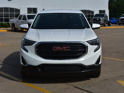 Used 2021 GMC Terrain SLE FWD image 2