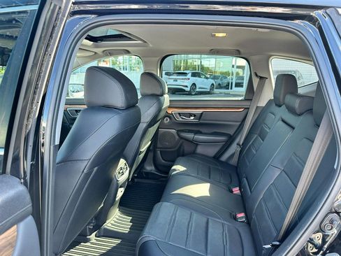 Used 2017 Honda CR-V Touring image 10
