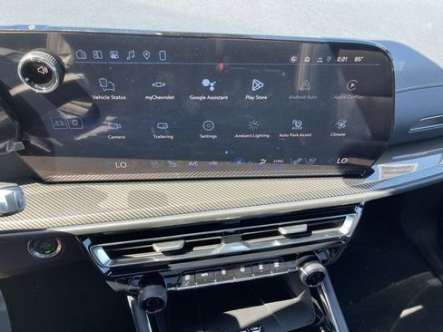 New 2026 Chevrolet Traverse High Country w/ LPO, Floor Liner Package image 21