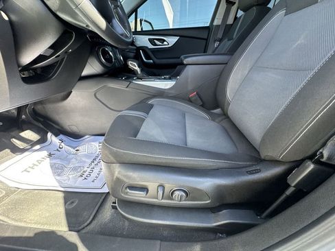 Used 2023 Chevrolet Blazer LT w/ Convenience Package image 12