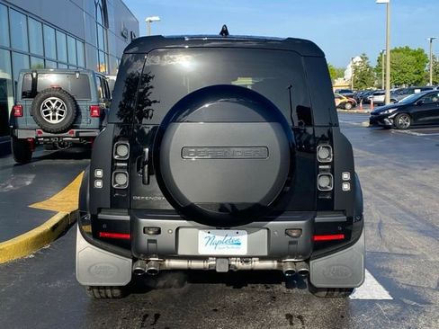 Used 2024 Land Rover Defender 110 Carpathian Edition image 8