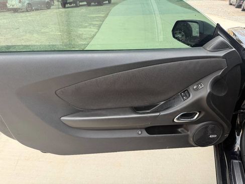 Used 2011 Chevrolet Camaro SS image 14
