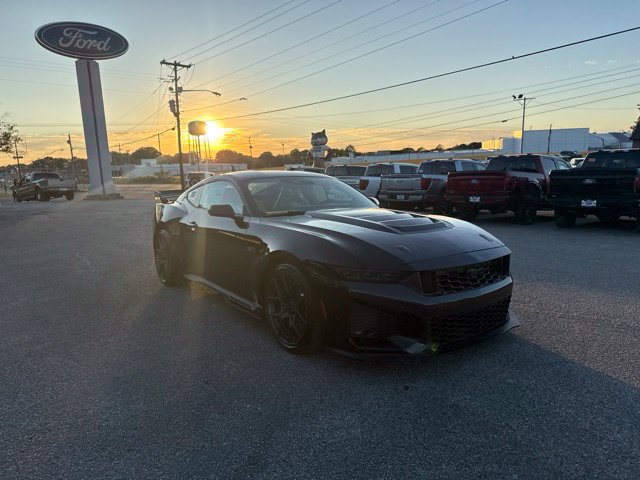 New 2026 Ford Mustang Dark Horse SC w/ Carbon Fiber Exterior Package RWD image 9