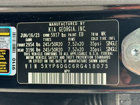 Certified 2024 Kia Telluride S w/ S Sunroof Package AWD/4WD image 37