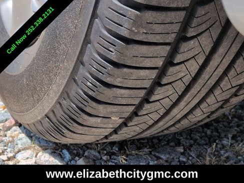 Used 2024 Chrysler Voyager LX FWD image 13