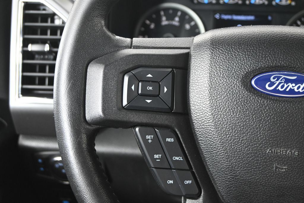 Used 2017 Ford F150 XLT w/ Equipment Group 302A Luxury AWD/4WD image 37