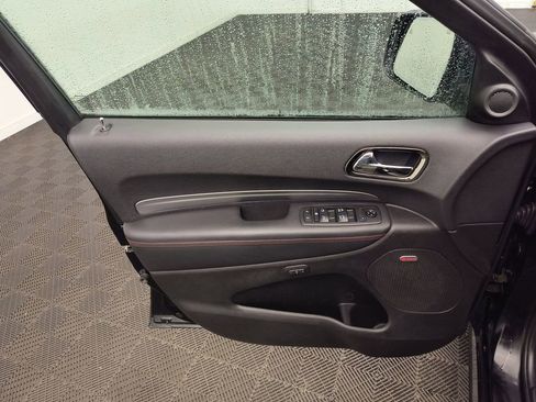 Used 2018 Dodge Durango R/T w/ Technology Group image 18