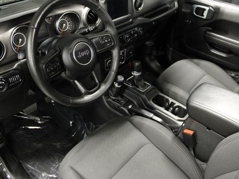 Used 2022 Jeep Wrangler Unlimited Sport AWD/4WD image 27