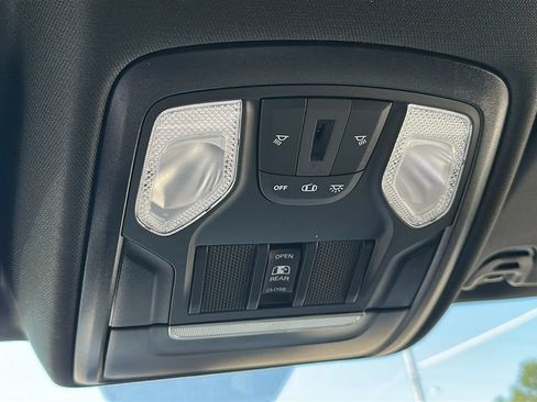 Used 2024 RAM 1500 Tradesman w/ Night Edition AWD/4WD image 28
