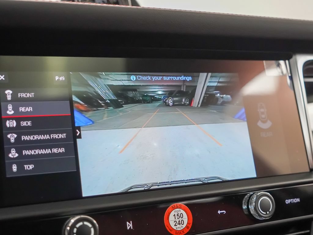 Certified 2026 Porsche Macan AWD/4WD image 17