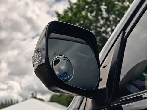 Used 2019 Toyota Land Cruiser AWD/4WD image 13