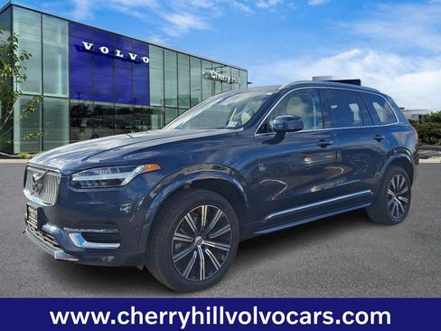Certified 2023 Volvo XC90 B6 Plus image 3