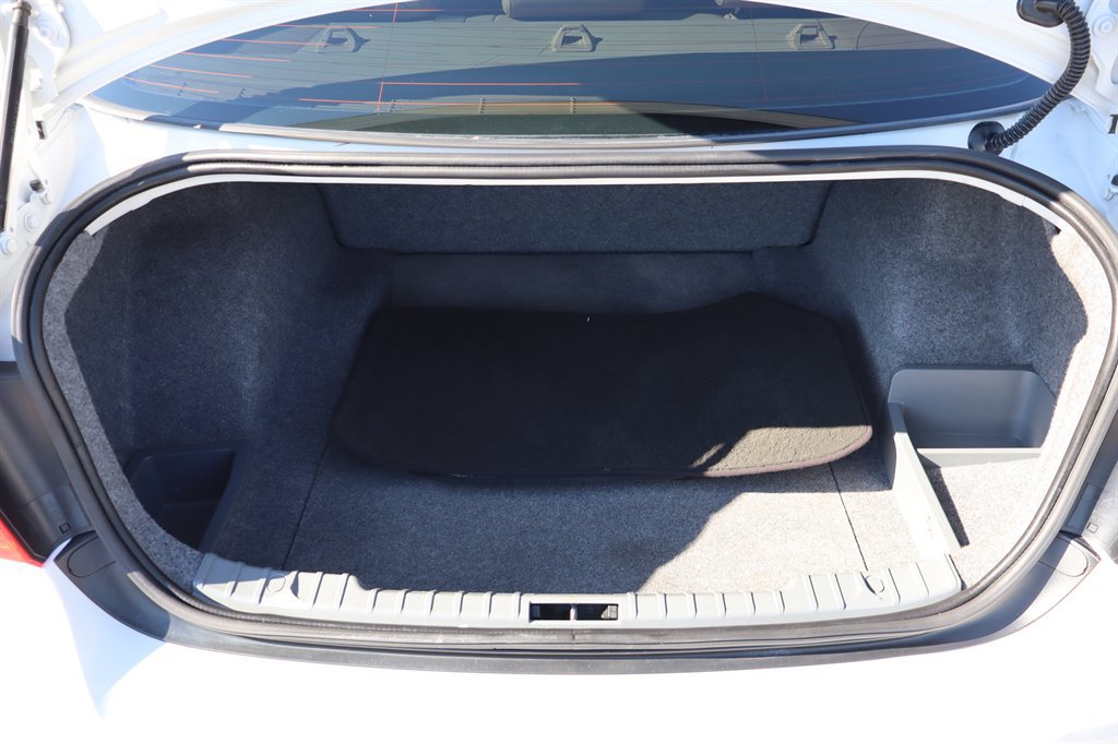 Used 2011 BMW 335d Sedan RWD image 27