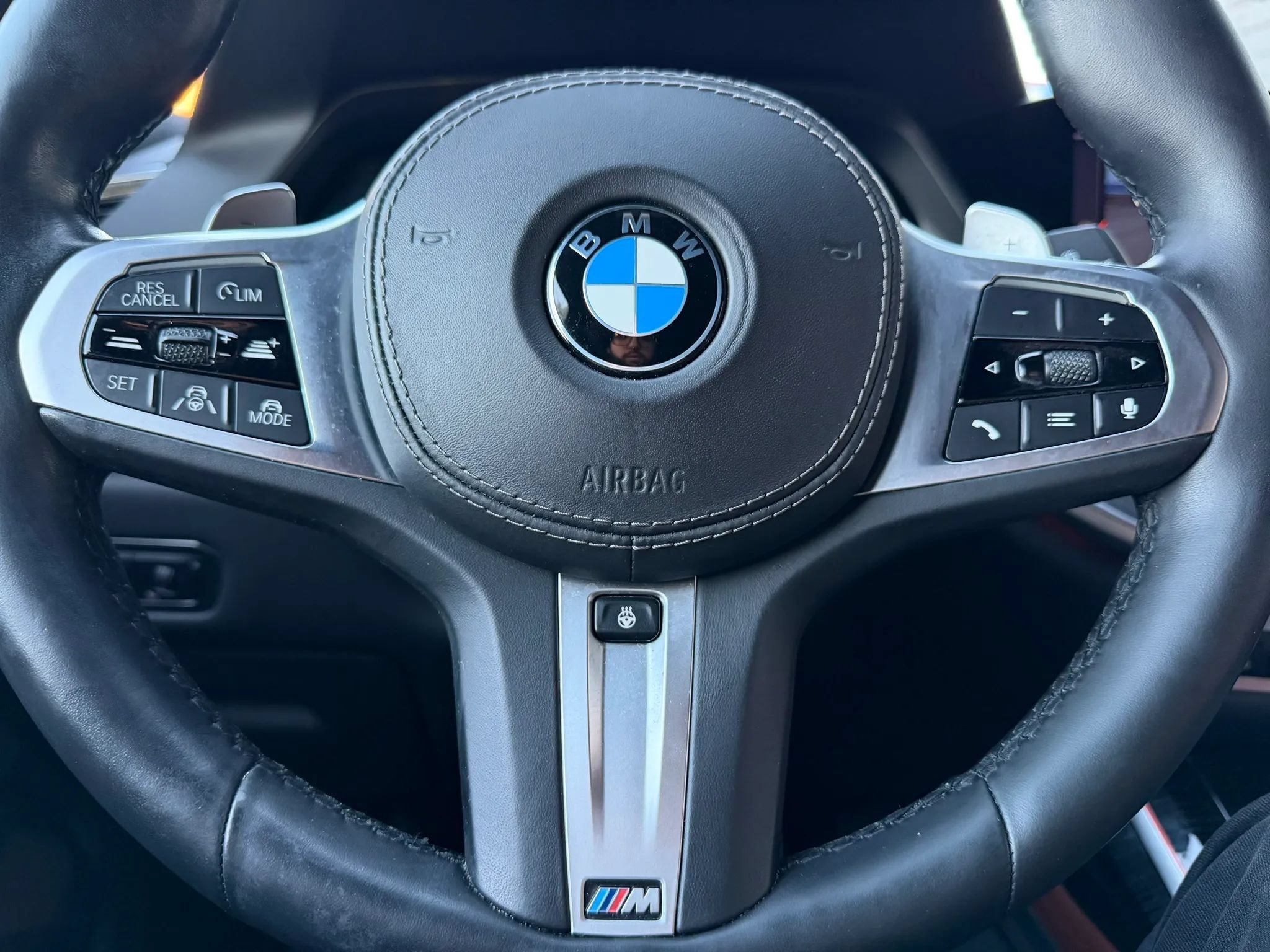 Used 2019 BMW X7 xDrive50i w/ M Sport Package AWD/4WD image 19