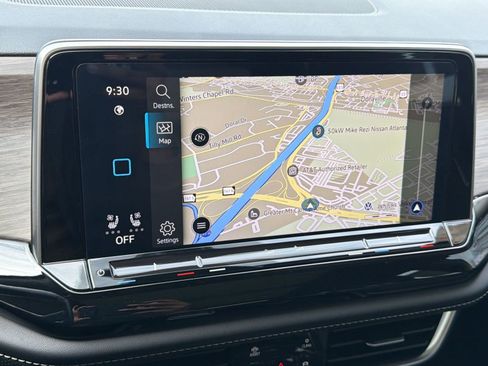 Used 2024 Volkswagen Atlas SEL Premium R-Line image 22