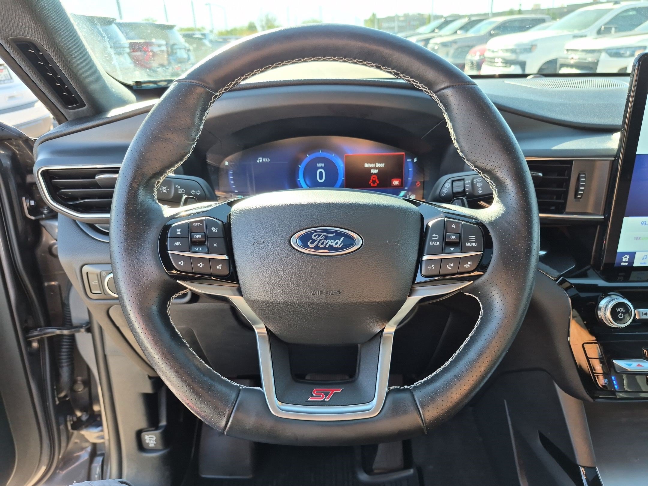 Used 2023 Ford Explorer ST w/ Equipment Group 401A AWD/4WD image 17