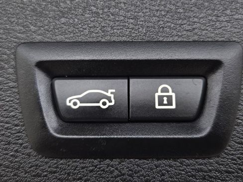 Used 2019 BMW X1 sDrive28i FWD image 11