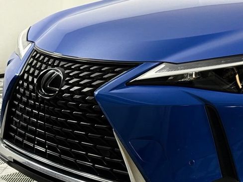 Used 2024 Lexus UX 250h FWD w/ Premium Package image 14