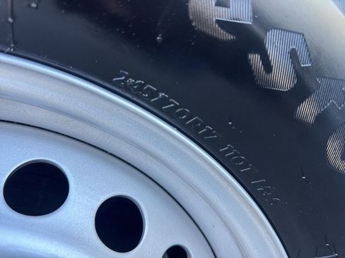 Used 2025 Toyota Tacoma SR image 27