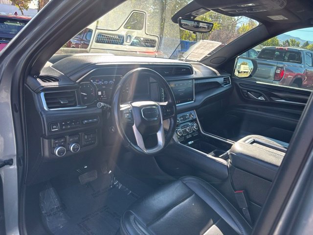 Used 2021 GMC Yukon Denali w/ Denali Ultimate Package AWD/4WD image 10