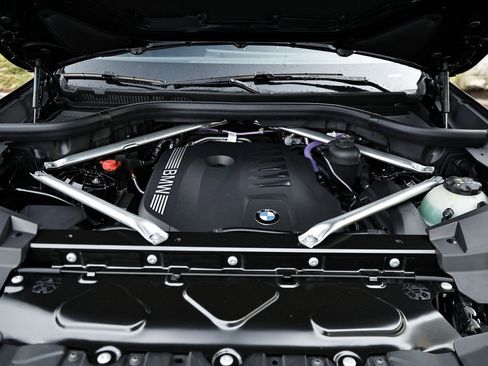 New 2026 BMW X5 xDrive40i w/ Climate Comfort Package image 31