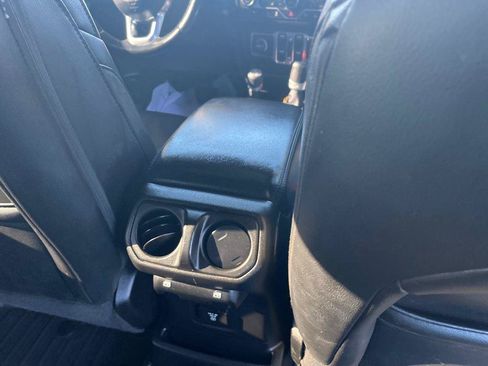 Used 2021 Jeep Wrangler Unlimited Sahara AWD/4WD image 29