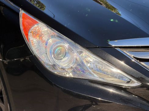 Used 2011 Hyundai Sonata SE FWD image 7