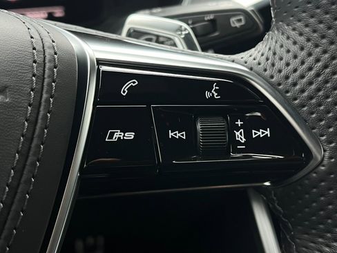 Used 2025 Audi RS 6 performance image 42