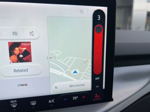 Used 2023 Ford Escape Active w/ Tech Pack #2 image 30