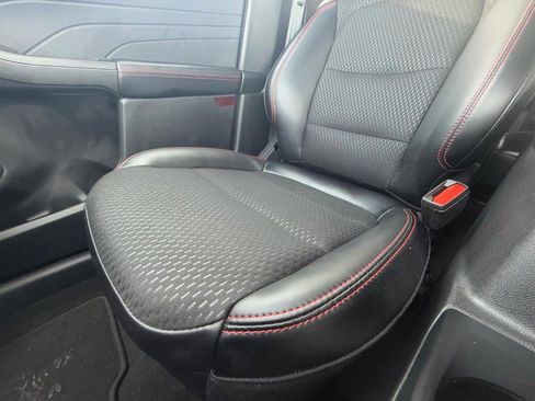 Certified 2025 Ford Escape ST-Line w/ Equipment Group 301A image 25