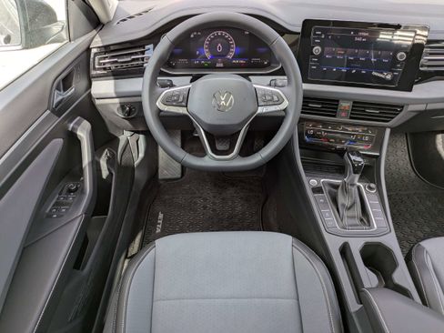 New 2026 Volkswagen Jetta SE image 15