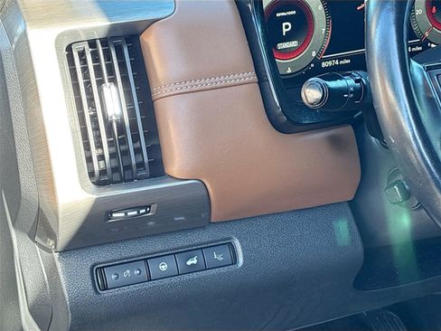 Used 2022 Nissan Pathfinder Platinum w/ Cargo Package image 11