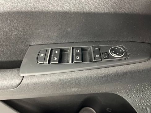 Used 2023 Kia Forte LXS FWD image 31