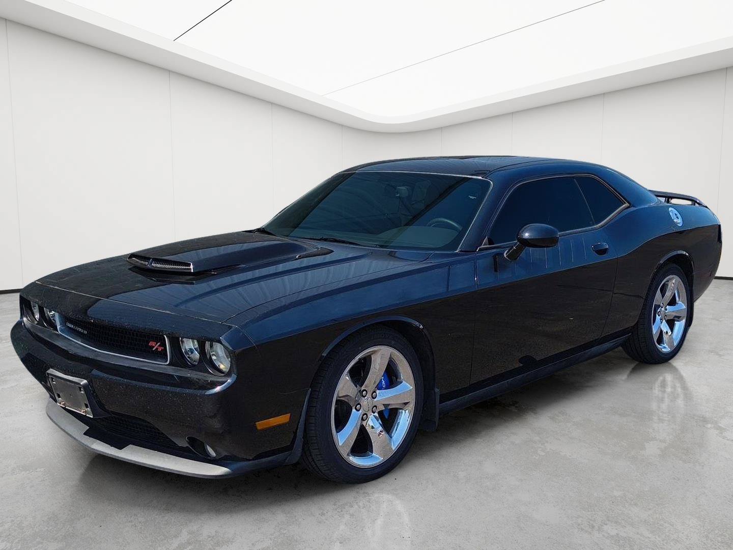 Used 2013 Dodge Challenger R/T Plus RWD image 32