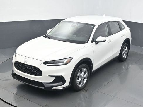 Certified 2025 Honda HR-V LX image 9