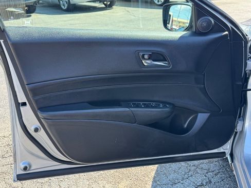 Used 2013 Acura ILX w/ Premium Package FWD image 13