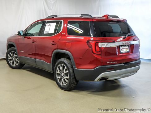 Used 2023 GMC Acadia SLE w/ Driver Convenience Package FWD image 8