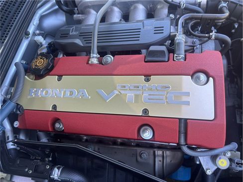 Used 2006 Honda S2000 image 33